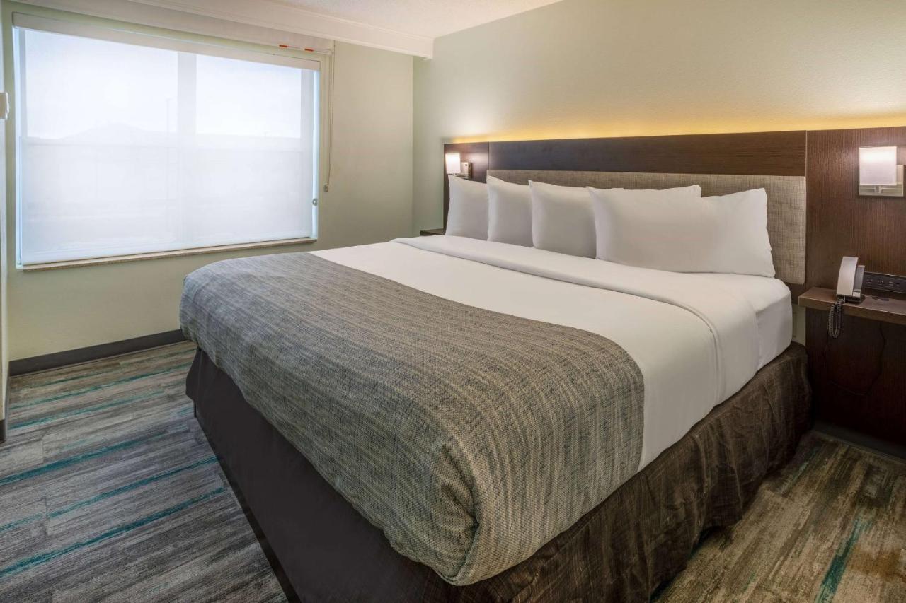 Hotel Wingate By Wyndham - Washington Dc Area